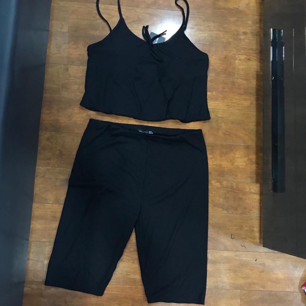 Pretty Little Thing 2 Piece Set